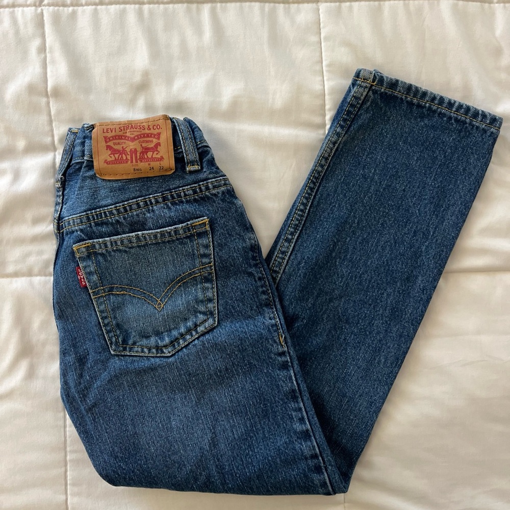 Boys 502 regular taper Levi’s jeans. Size 8 regular.